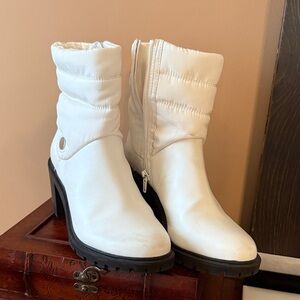 Alfani Women's Cream Winter Boots